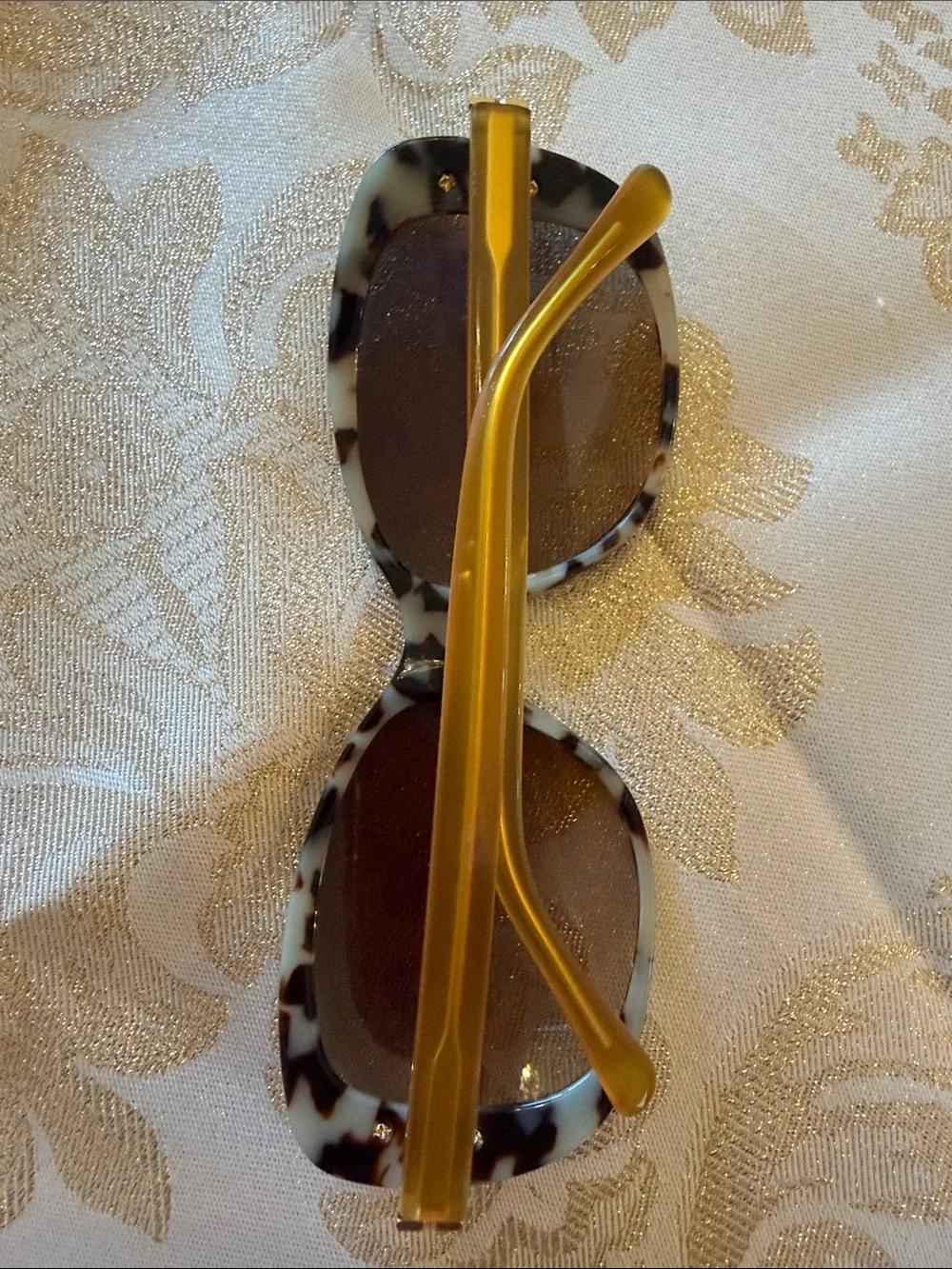 Tory Burch Tortoiseshell Frame Sunglasses with Orange Case
